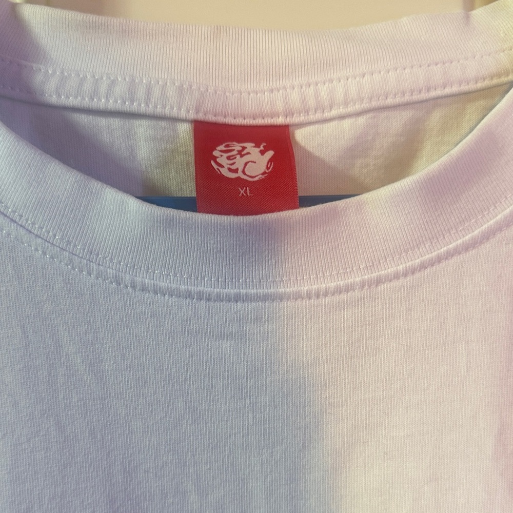 Lushanghai Men’s White shirt with floral graphic- XL - Picture 3 of 5